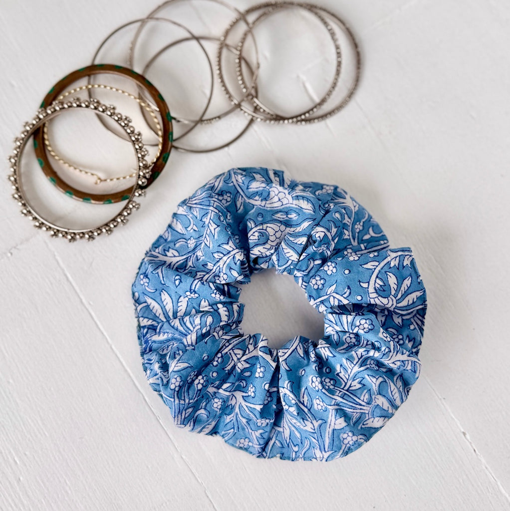 blue and white printed floral hair scrunchy 